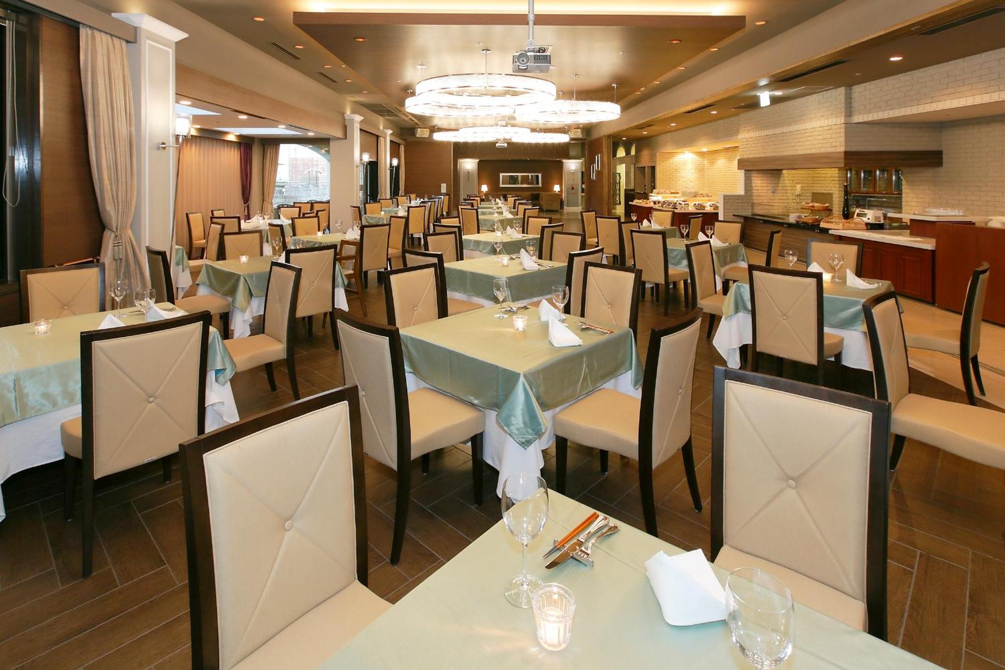 Hotel Floracion נאסו מראה חיצוני תמונה