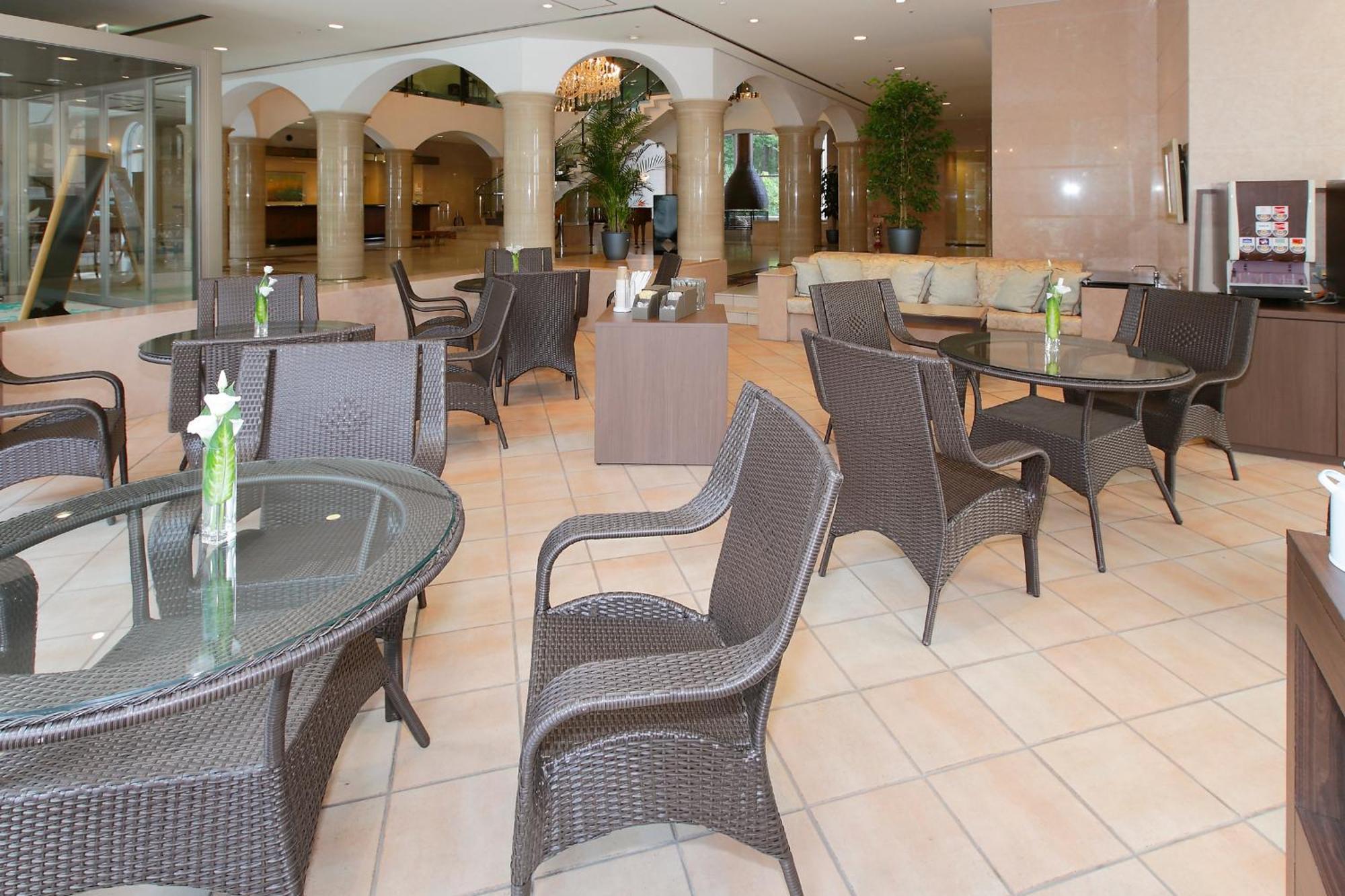 Hotel Floracion נאסו מראה חיצוני תמונה