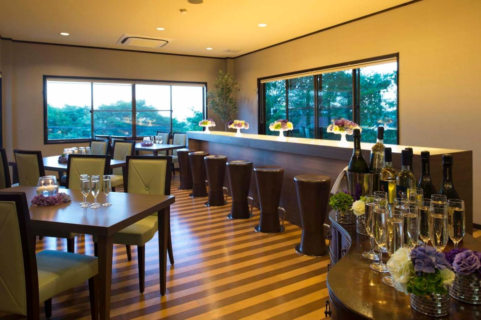 Hotel Floracion נאסו מראה חיצוני תמונה
